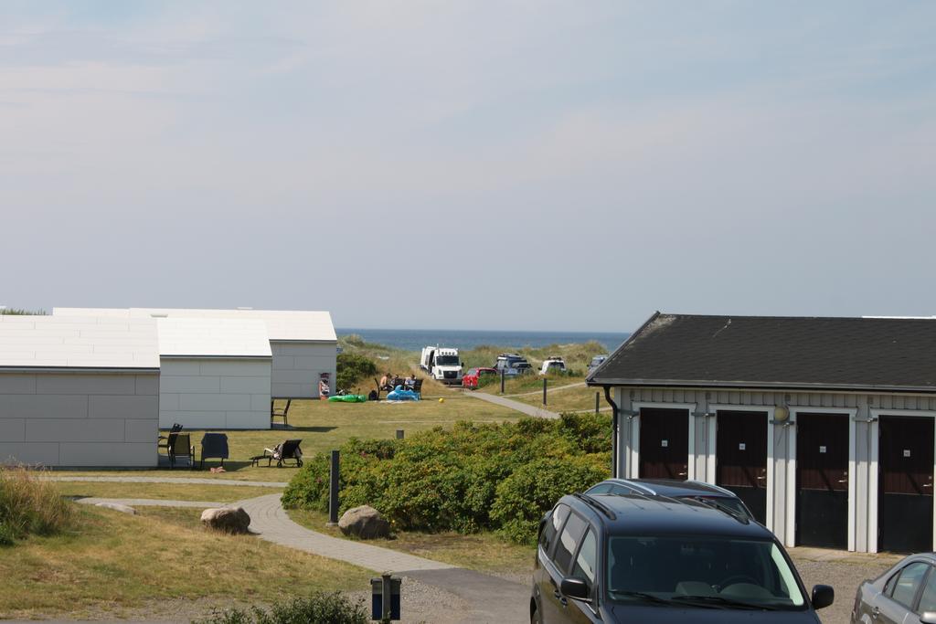 ヴァールベリ Apelvikstrand Semesterlagenheterアパートホテル エクステリア 写真